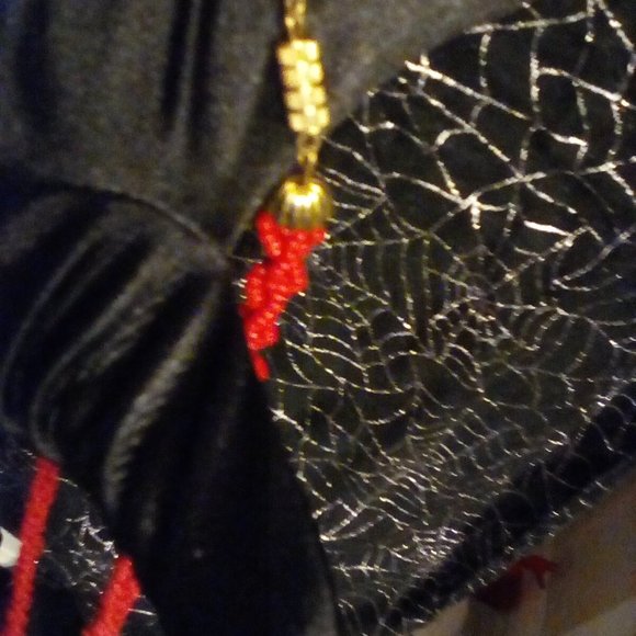 twisted triple strand red bead necklace - Picture 2 of 4